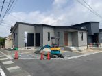 分譲住宅建築中　完成前外構工事中　川越町